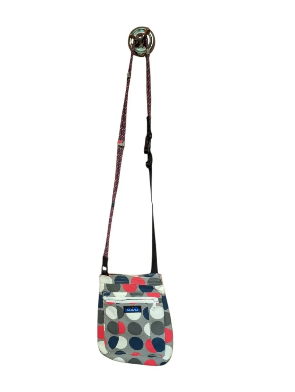 KAVU Keepalong Canvas Sling Bag Crossbody Rope Shoulder Bag Gray Polka Dots